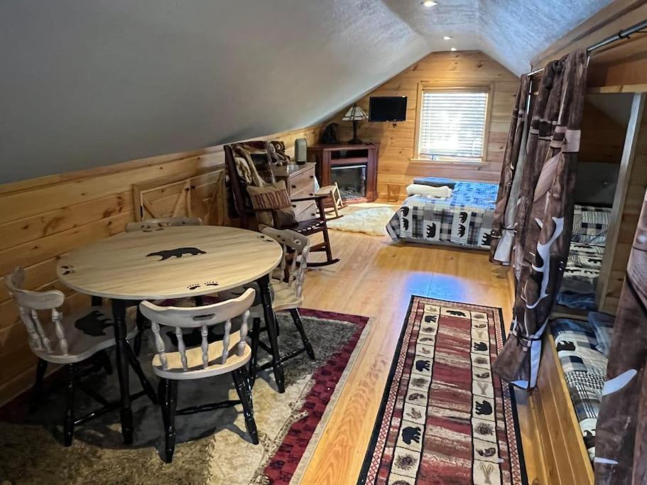 Cubs Den - Hot Tub- Walk To Lake- Fire Pit - Kayaks Oakland Eksteriør billede
